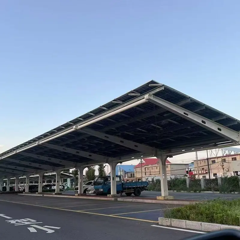 Solárny fotovoltaický prístrešok na auto